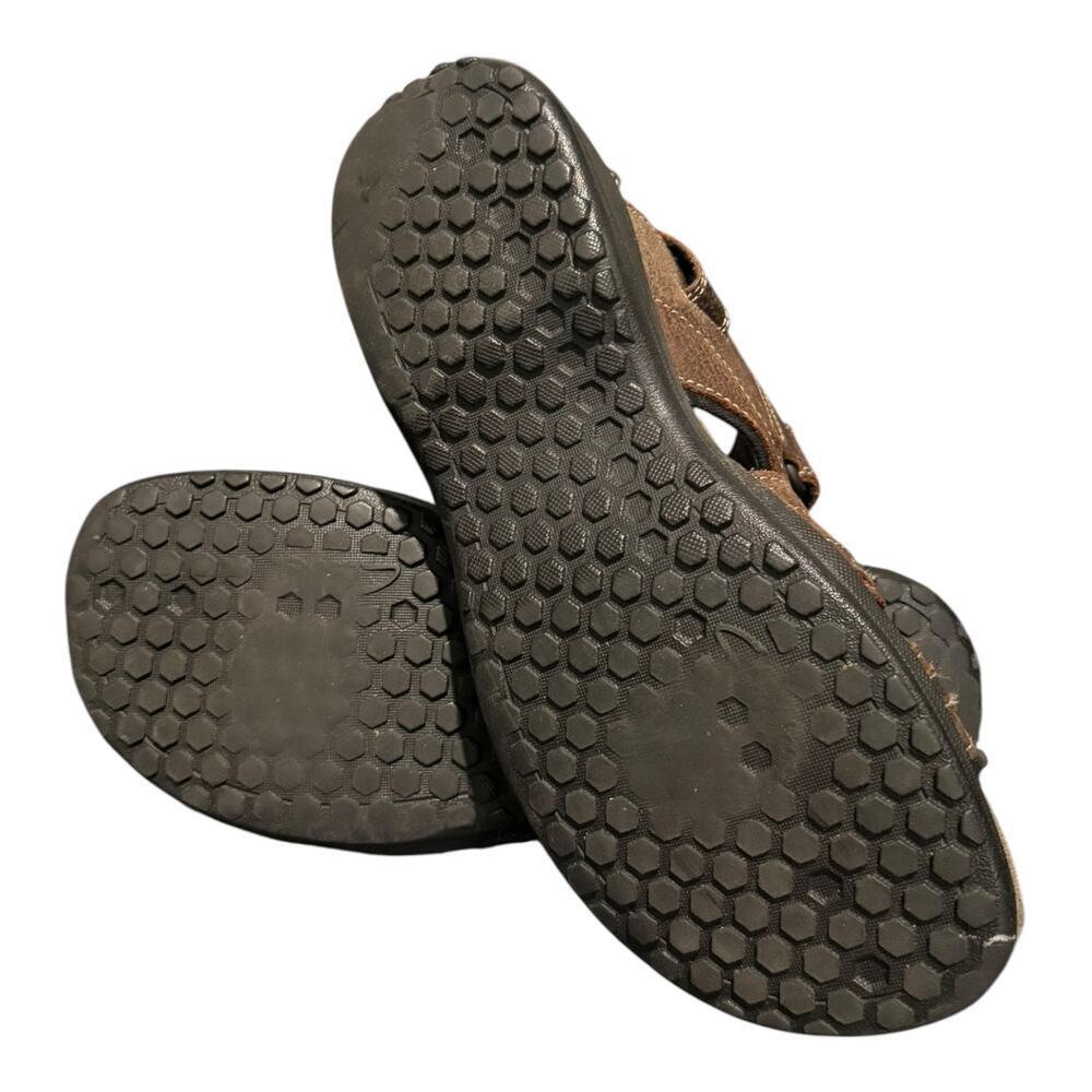 Clarks Sandals Men’s Size 8 Adjustable Strap Flats Comfort Brown Leather - Picture 9 of 9